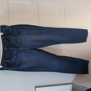 NWOT dark wash high rise buffalo jeans
